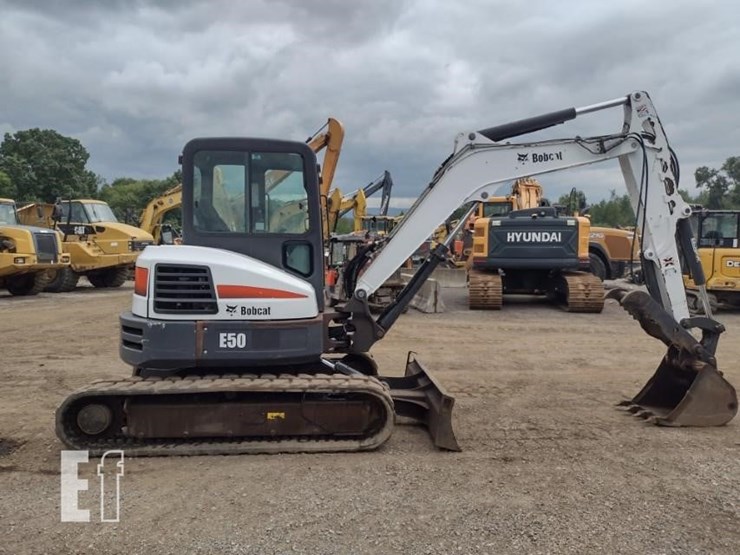 2019-bobcat-e50-image-3