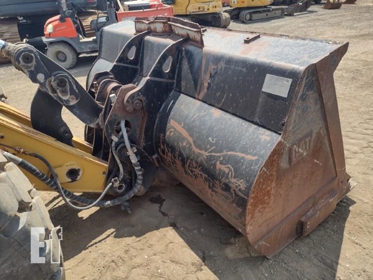 caterpillar-930g-image-19