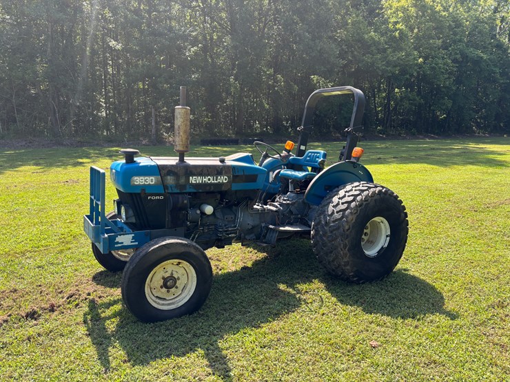 new-holland-3930-image-3