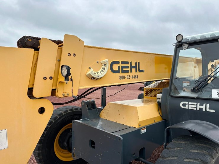 2014-gehl-rs6-42-image-32