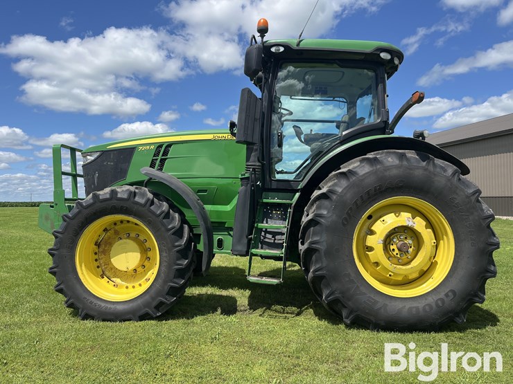 2011-john-deere-7215r-image-8