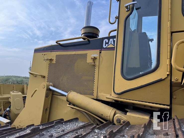 caterpillar-d6m-image-28