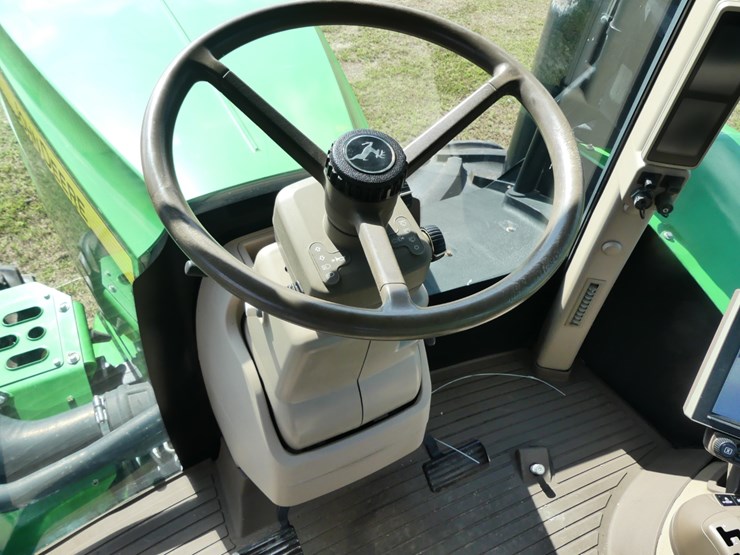 2019-john-deere-9370r-image-17