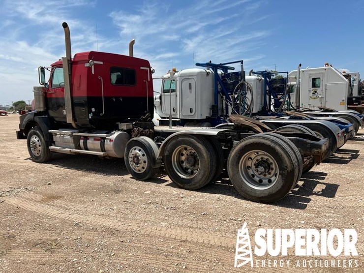 2012-western-star-4900-image-3