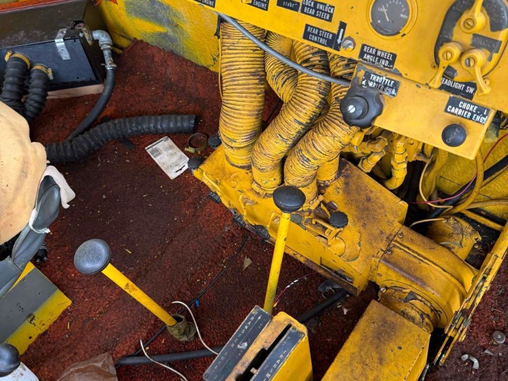 fwd-s49v-model-snowblower-truck-image-59