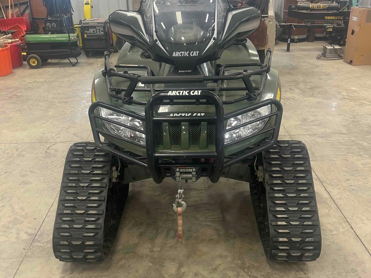 2009-arctic-cat-700-image-3
