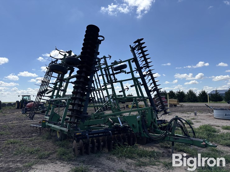 john-deere-726-image-3