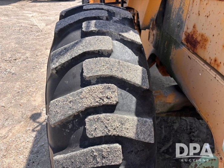 1989-caterpillar-it28b-image-35