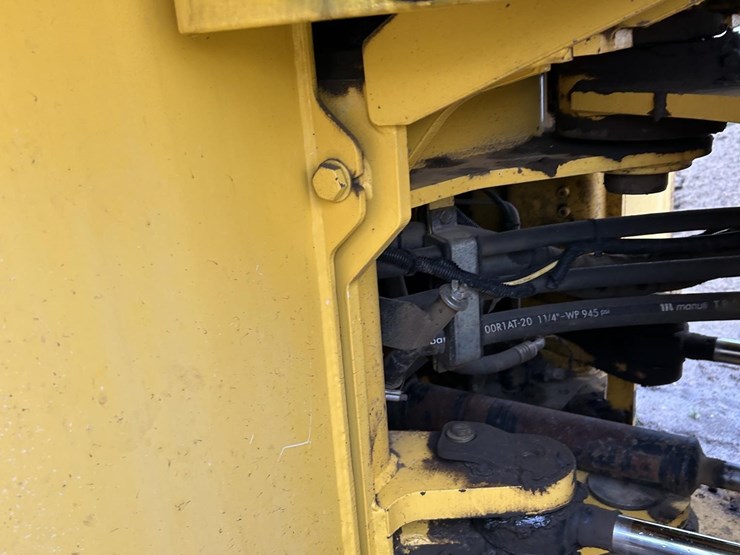 2010-new-holland-lw190-image-18