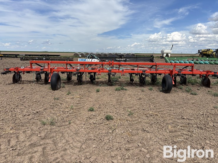 shop-built-fertilizer-side-dressing-bar-image-2
