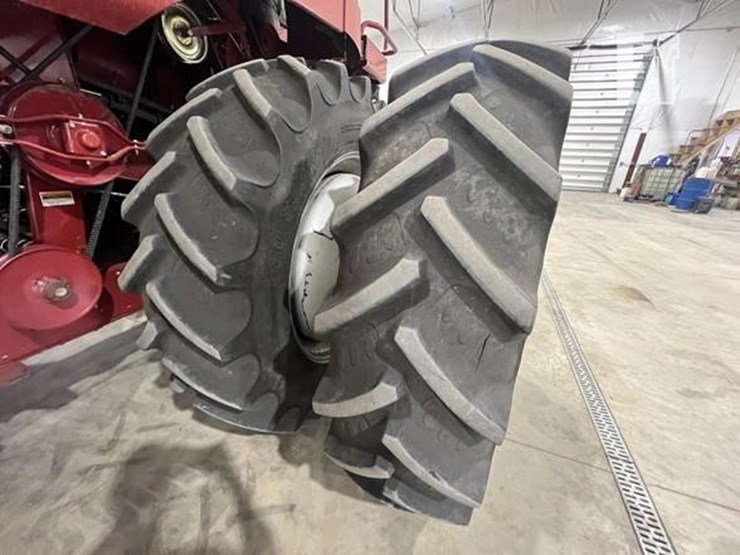 2005-case-ih-2388-image-10