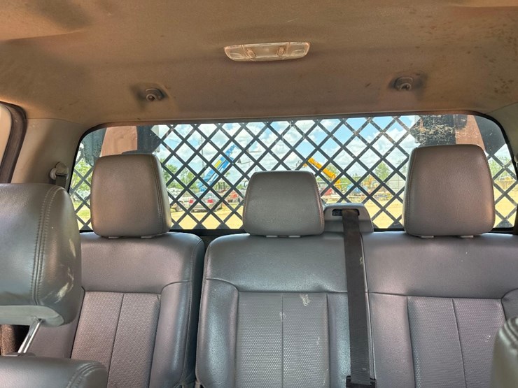 2014-ford-f350-image-30