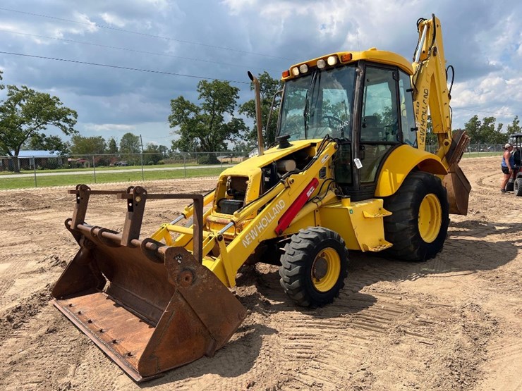 new-holland-lb75b-image-8