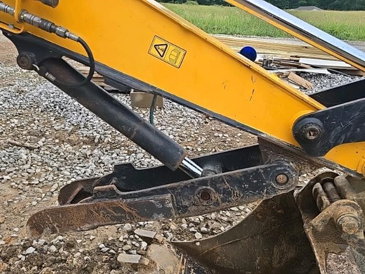 jcb-67c-1-image-14