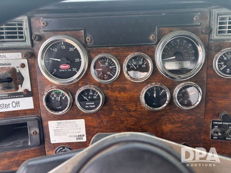 2000-peterbilt-357-image-88