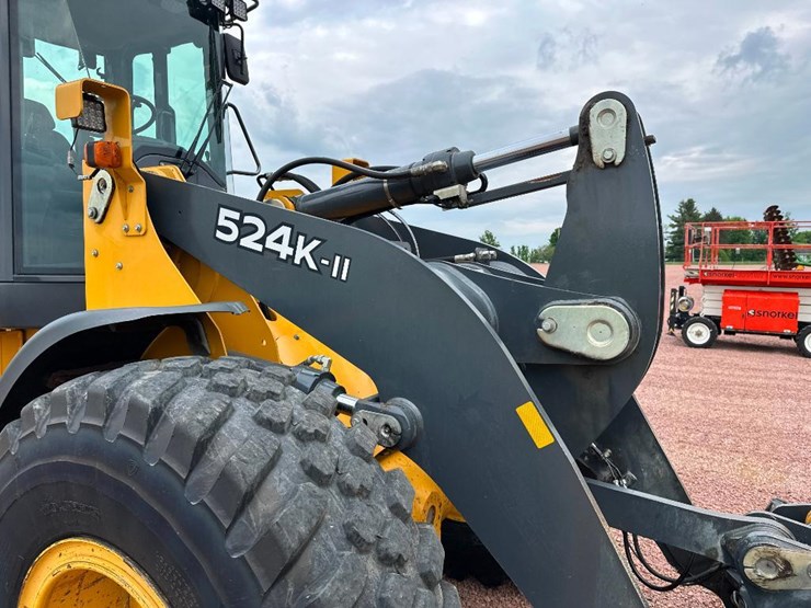 2018-deere-524kii-image-38