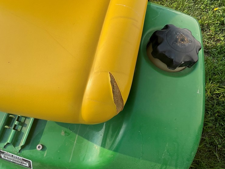 john-deere-lt150-image-24
