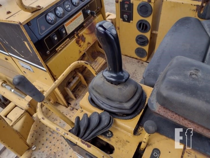 1999-caterpillar-d5c-xl-iii-image-12