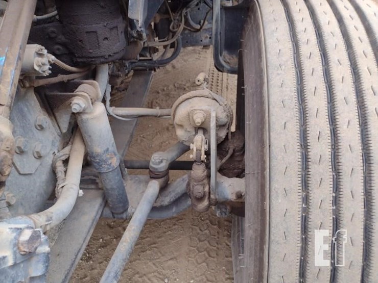 2007-ford-f750-xl-image-18