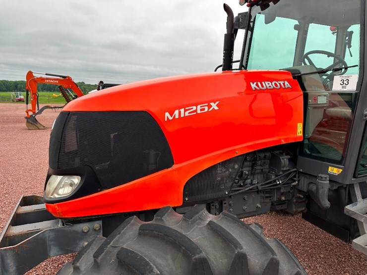 2013-kubota-m126x-image-25