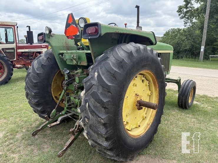 john-deere-4030-image-4