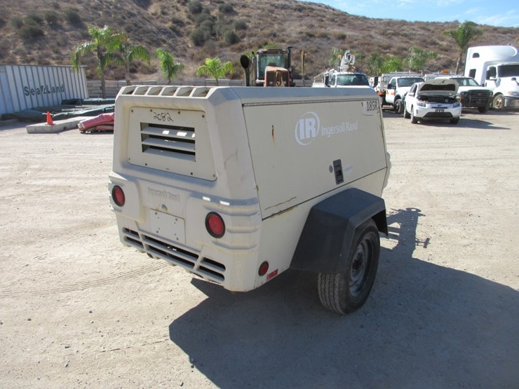 2007-john-deere-2-image-5