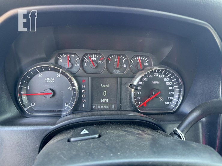 2015-chevrolet-3500hd-image-14
