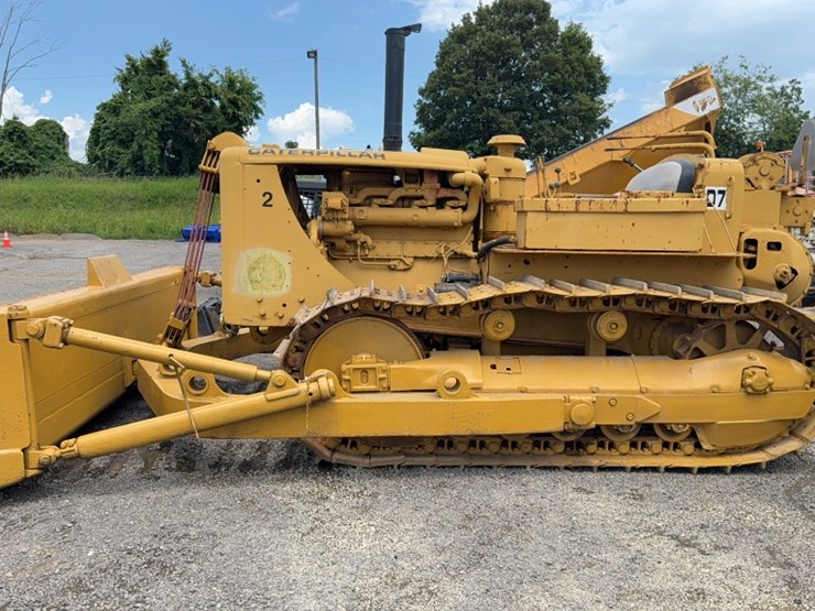 caterpillar-d7-image-12