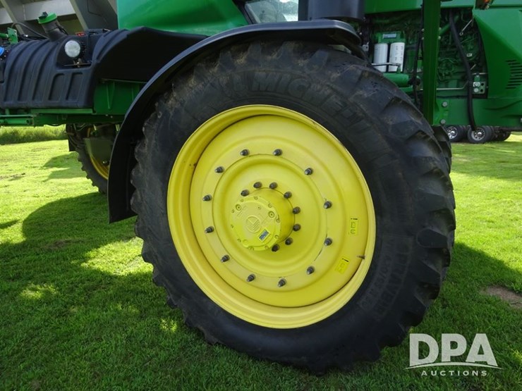 2019-john-deere-r4045-image-41