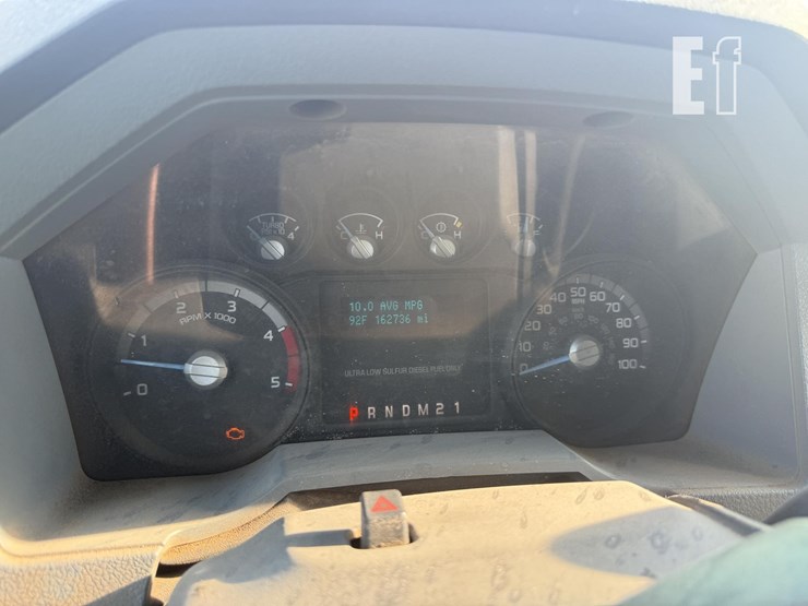 2013-ford-f550-image-14