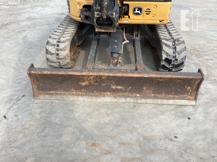 2017-deere-35g-image-12