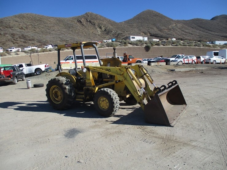 new-holland-545d-image-2