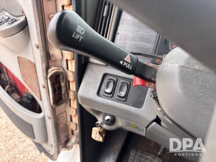 2006-freightliner-columbia-truck-(gp11008,-unit-414)-image-66