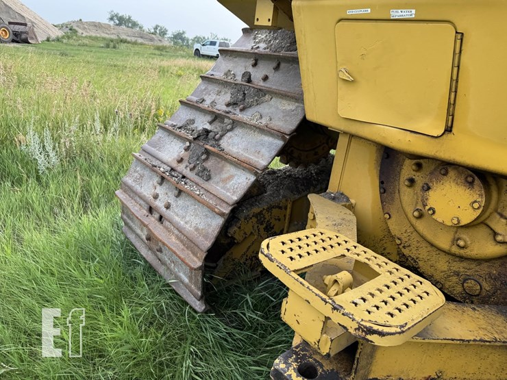 caterpillar-d6m-image-14