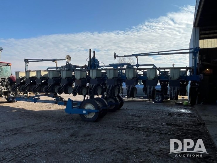 kinze-2600-image-4