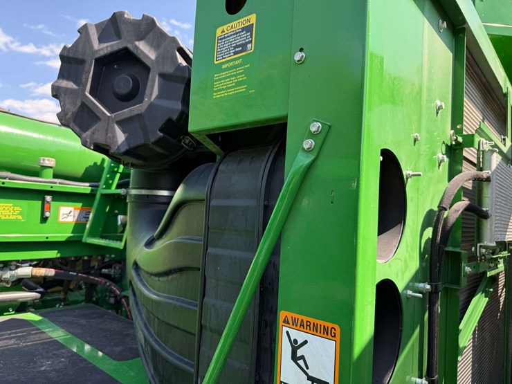 2021-john-deere-s770-image-98