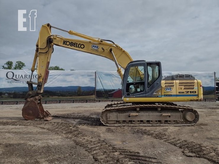 2011-kobelco-sk210-image-1