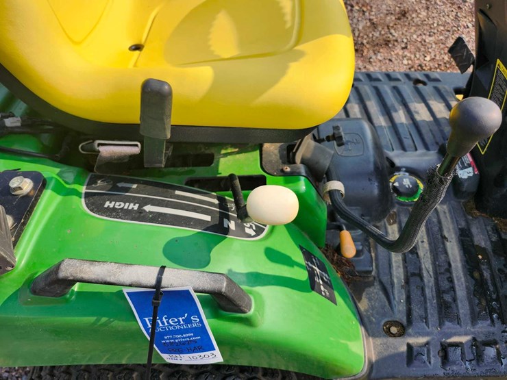 2005-john-deere-2210-tractor-image-14
