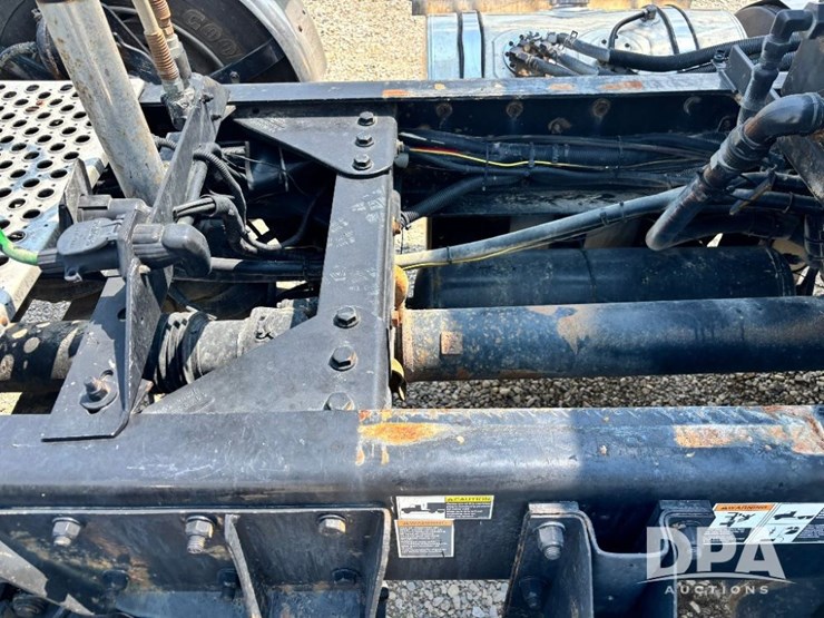 2014-kenworth-t660-image-57