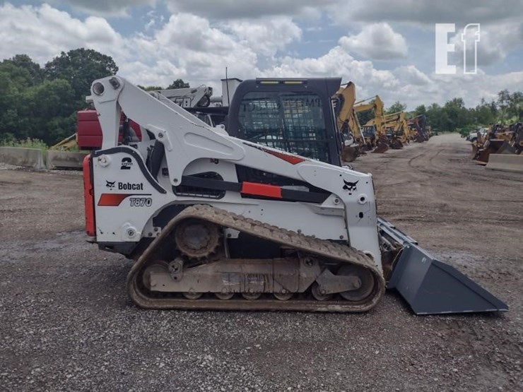 2021-bobcat-t870-image-3