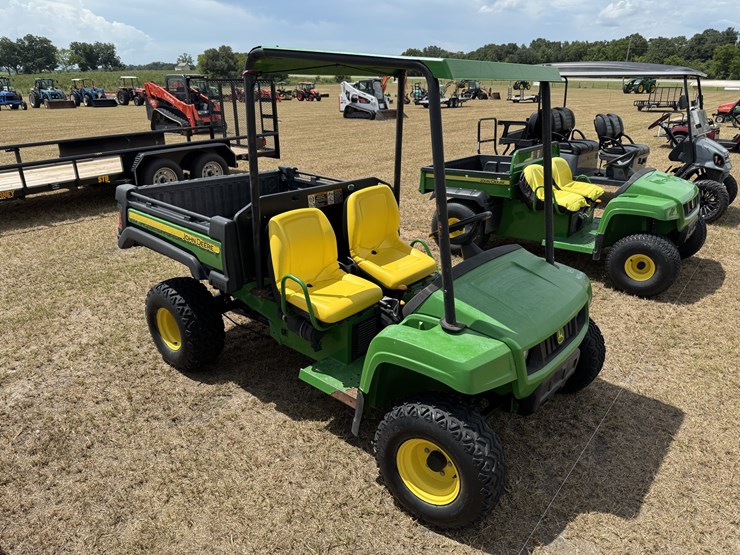 john-deere-gator-image-4
