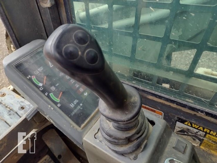 takeuchi-tl230-image-8