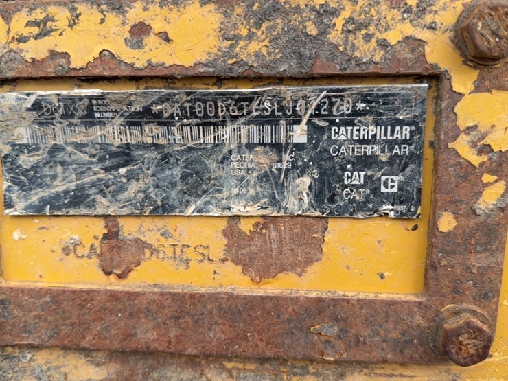 caterpillar-d6t-xw-image-12