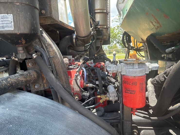 2015-mack-leu633-image-17
