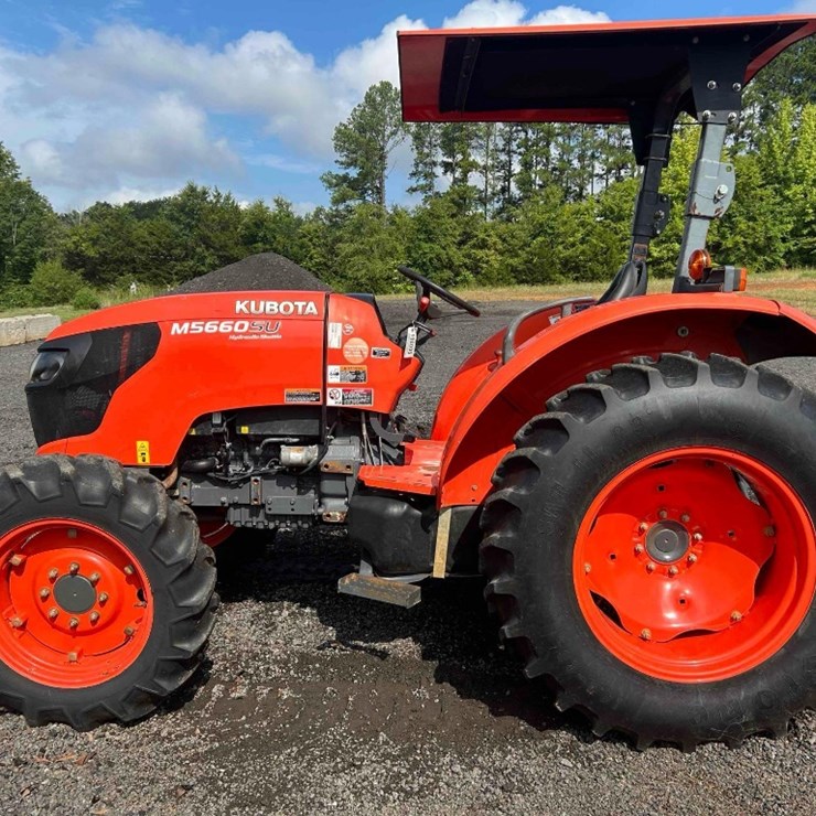 2015 KUBOTA M5660SU