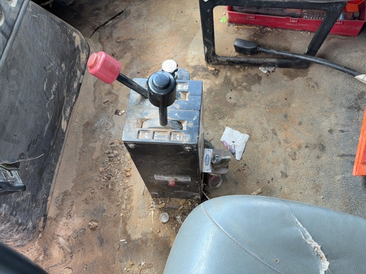 2006-international-durastar-4300-image-19