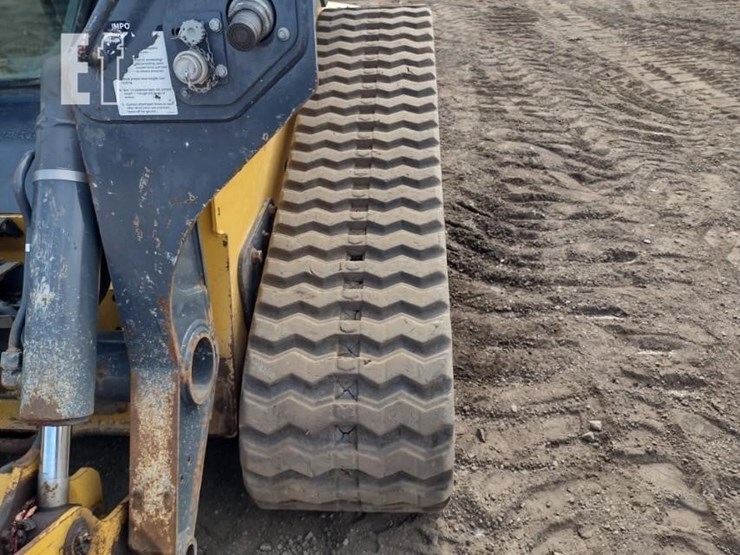 2020-deere-333g-image-26