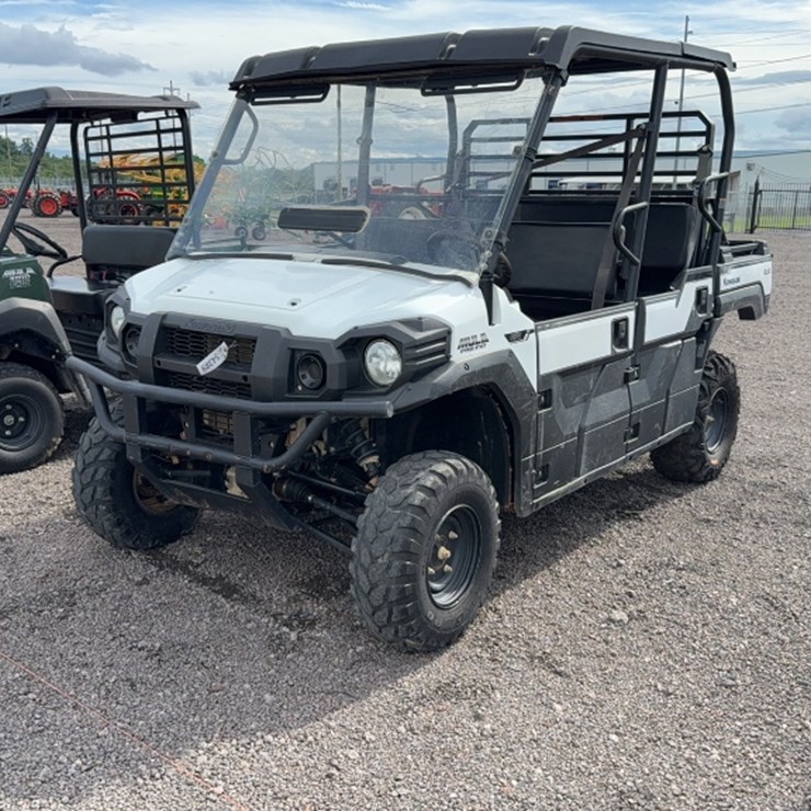 #3097 • 2022 KAWASAKI PRO FXT MULE UTV