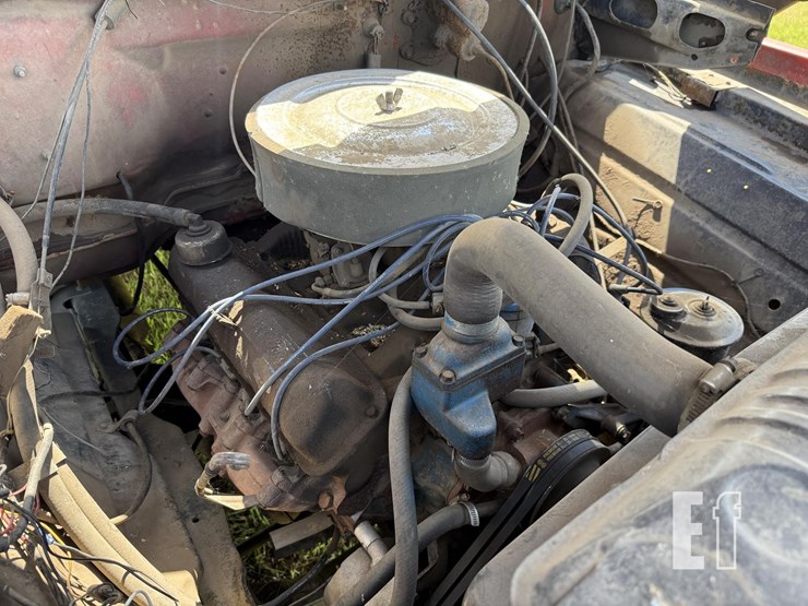 1975-ford-f750-image-17