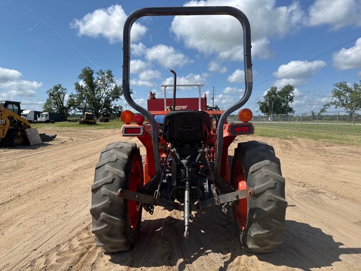 kubota-l2350-image-7